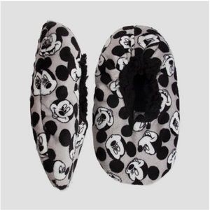 NWOT Toddler Disney Mickey Mouse Slipper Socks